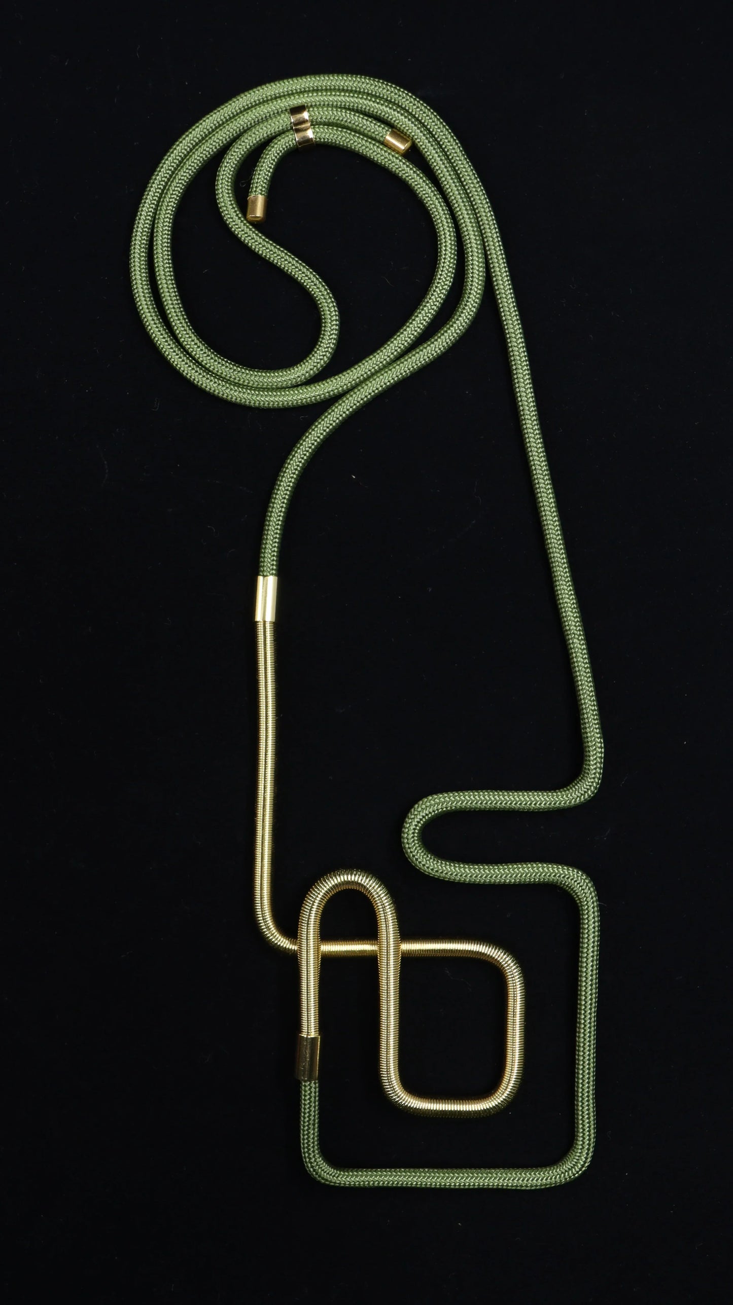 Linea 26: Geometric Monochrome Necklace | Modern Minimalist Jewelry