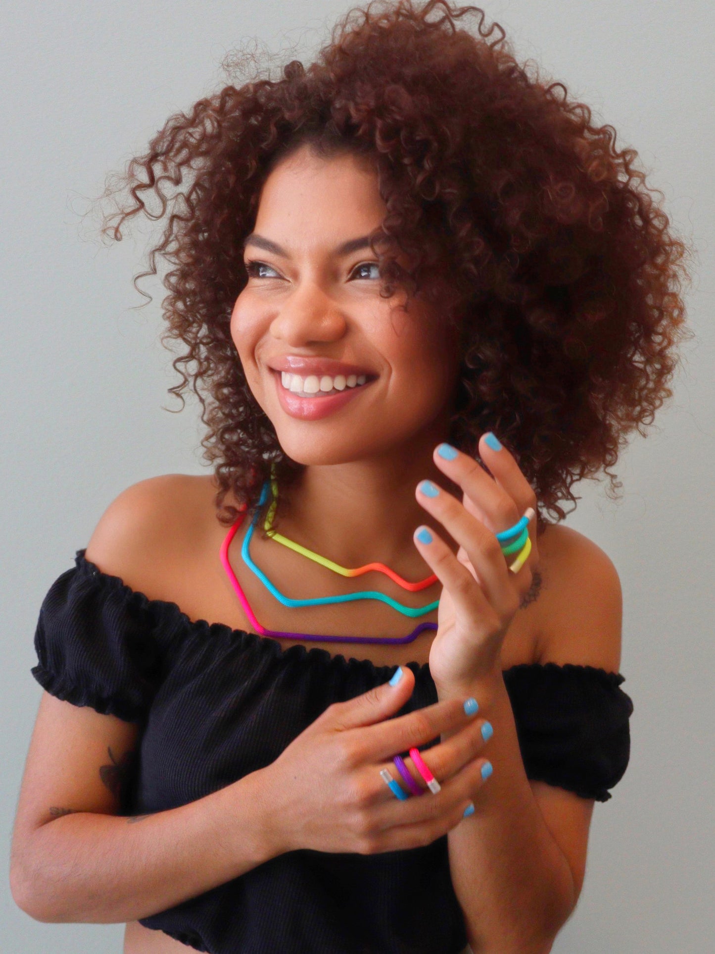 Linea 42: Geometric Short Rainbow Necklace | Modern bold Jewelry