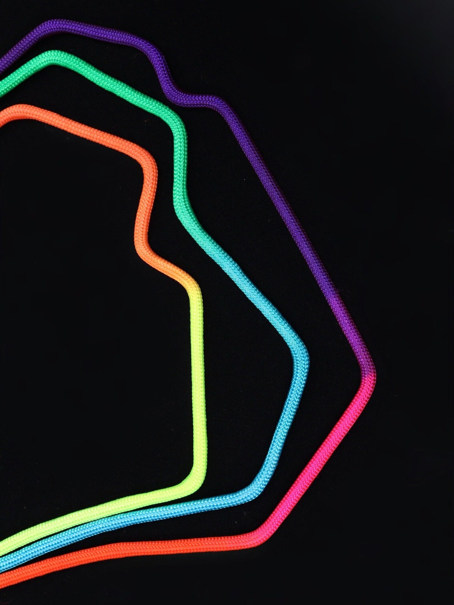 Linea 42: Geometric Short Rainbow Necklace | Modern bold Jewelry