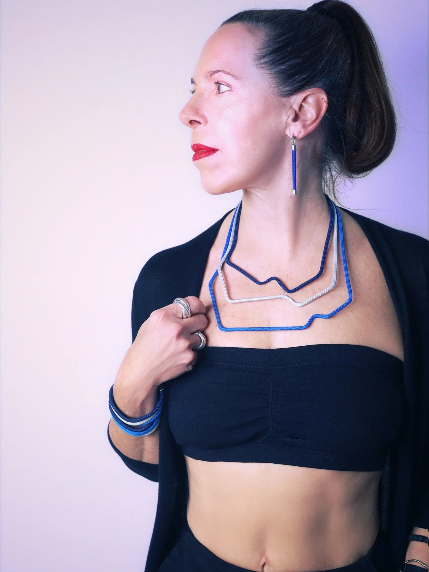 Linea 42: Geometric tri-color Necklace | Contemporary Minimalist Jewelry