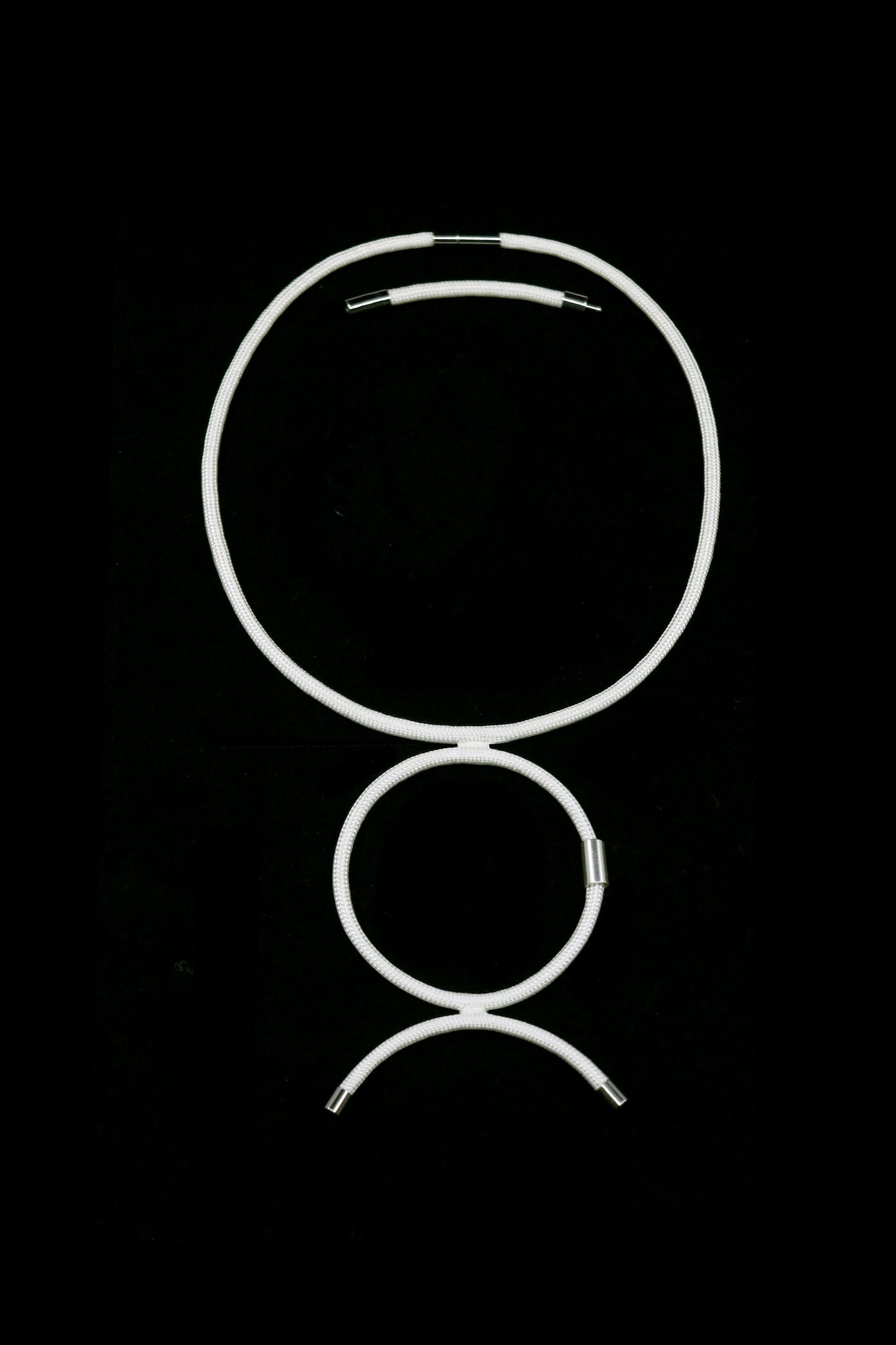 Linea 4: Geometric Short Monochrome Necklace | Modern Minimalist Jewelry