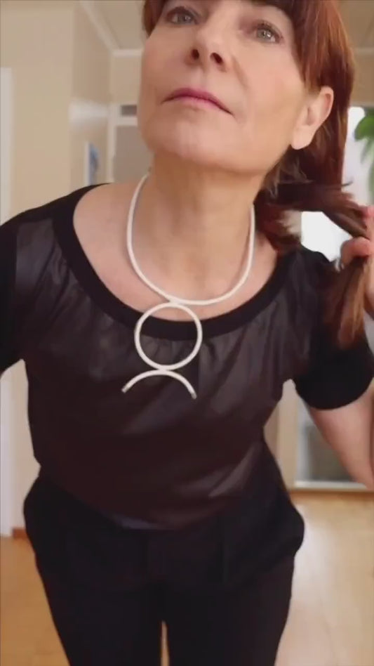 Linea 4: Geometric Short Monochrome Necklace | Modern Minimalist Jewelry